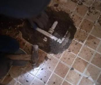 珠海市卫生间漏水维修公司为您分享下卫生间渗水如何处理及注意事项